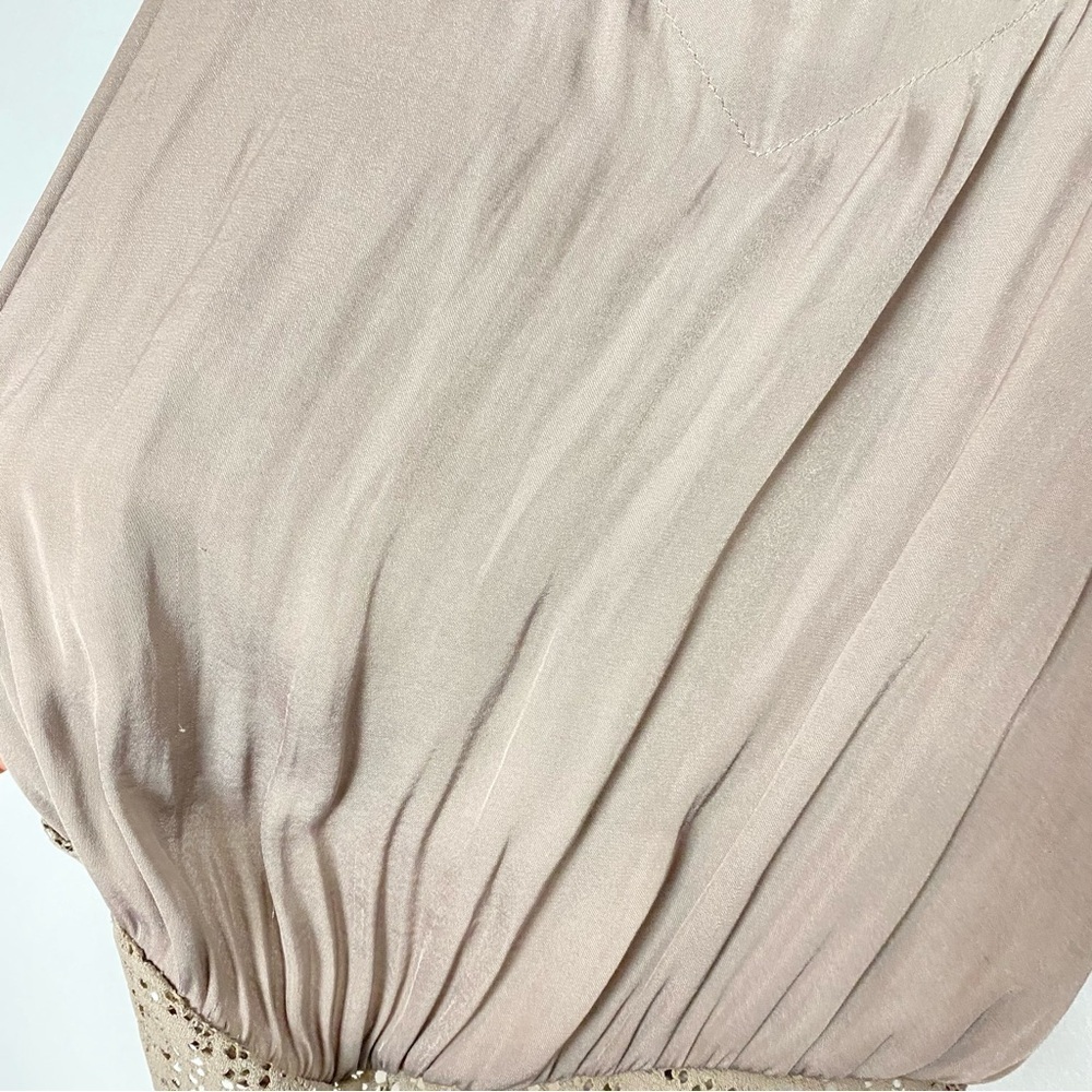 Free People Satin Bodysuit Womens Size XS Tank Top Beige Tan Lace V Neck Neutral - Picture 5 of 10